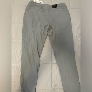 NWT Lululemon commission golf pant sz 40x32